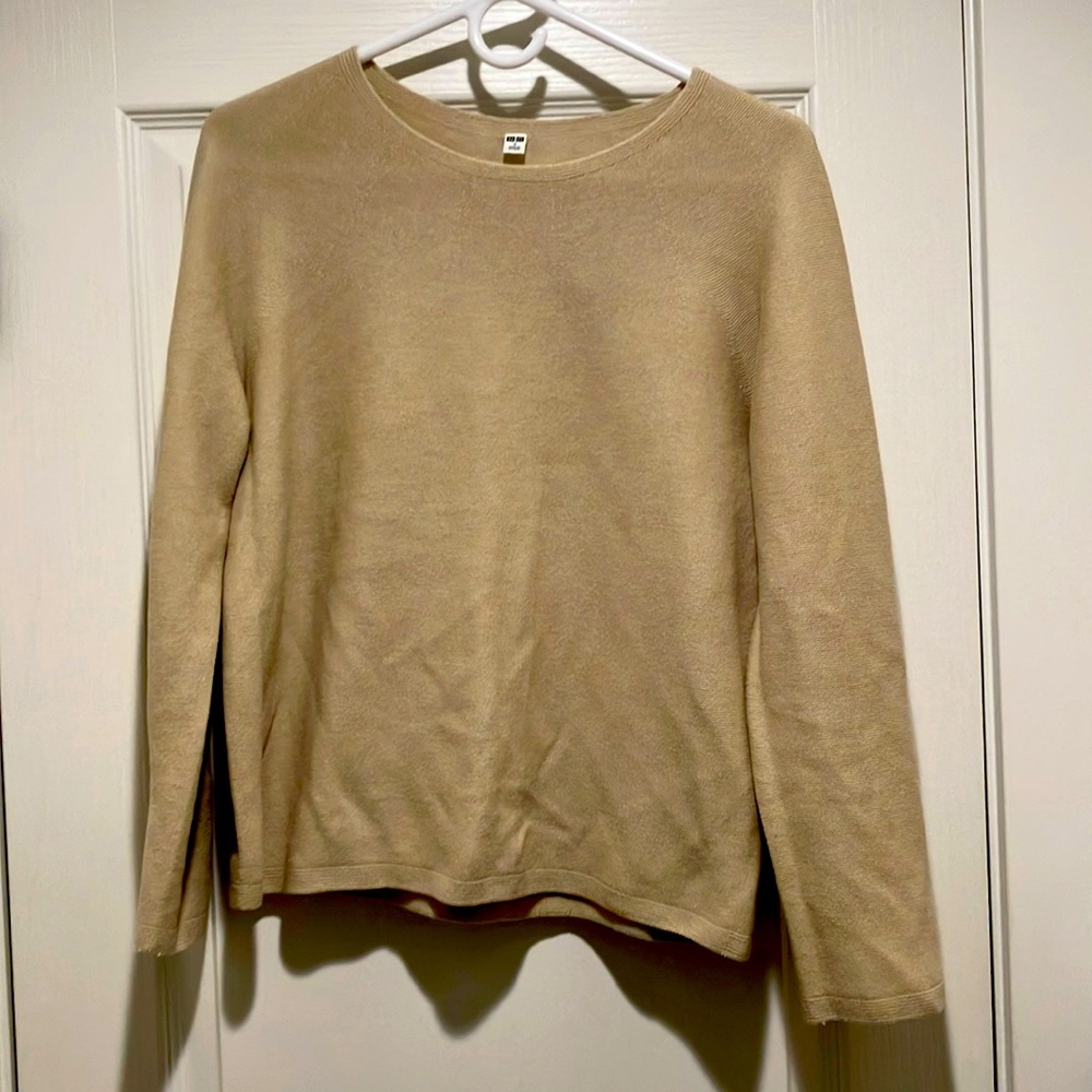 Small Uniqlo sweater